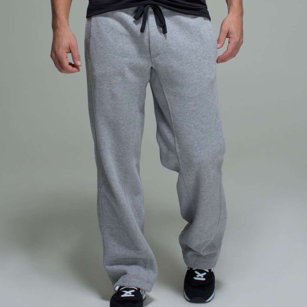 Men’s Lululemon gray sweatpants